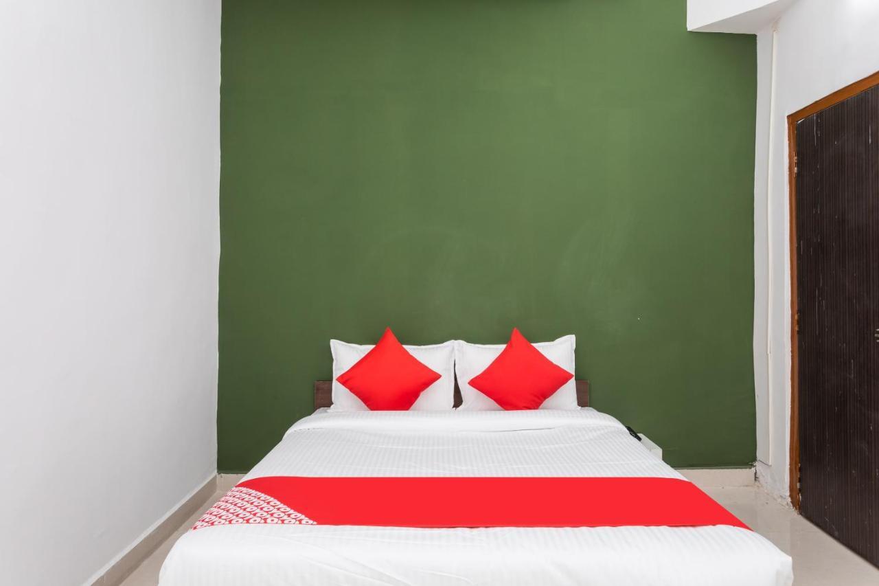 Oyo Hotel Convivial Paradise Shamsgarh Ngoại thất bức ảnh